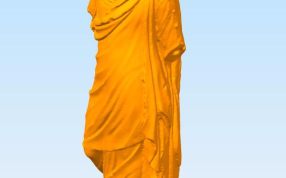 年轻女子雕像侧面