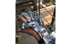 外骨骼机器人手