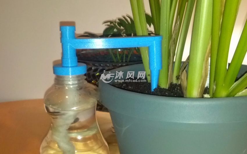 自动植物饮水器原理图