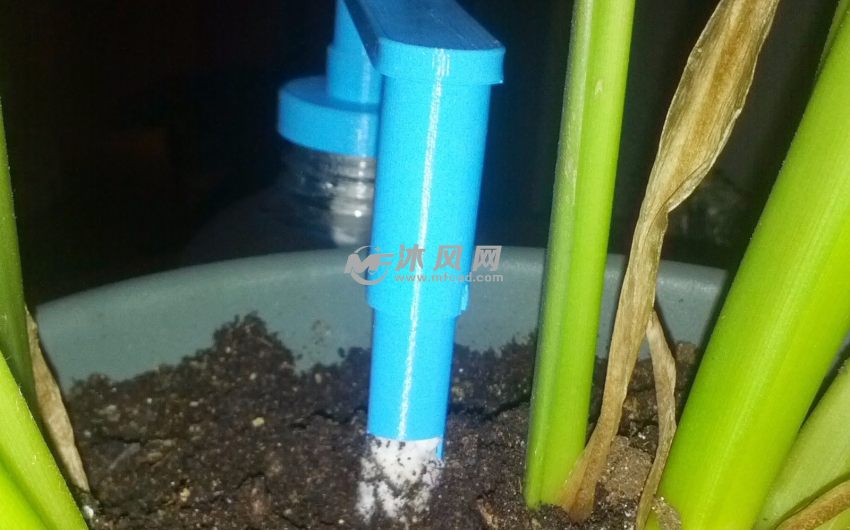 自动植物饮水器实物图