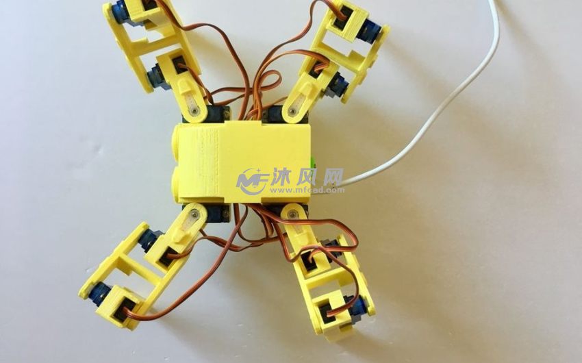 四足机器人上视图