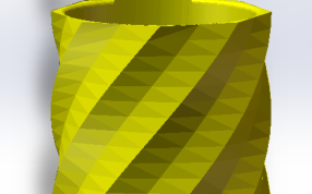 猫头鹰笔筒后部效果图