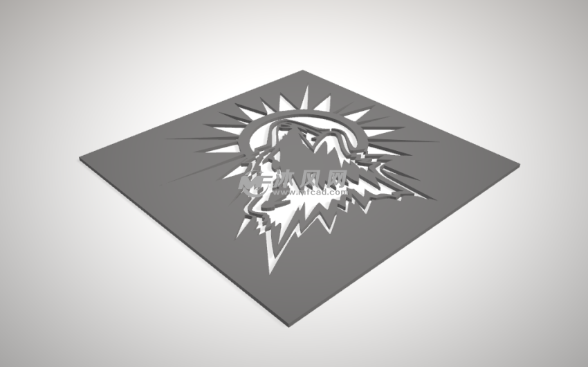 日光下的狼正面