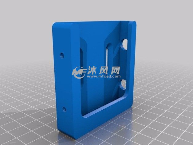 遥控器盒斜视图