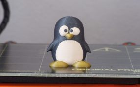 玩具企鹅打印实物