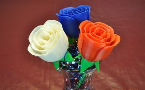 玫瑰花（三朵三颜色）