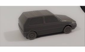 菲亚特UNO-侧视图