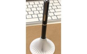 蘑菇盖笔筒-插笔