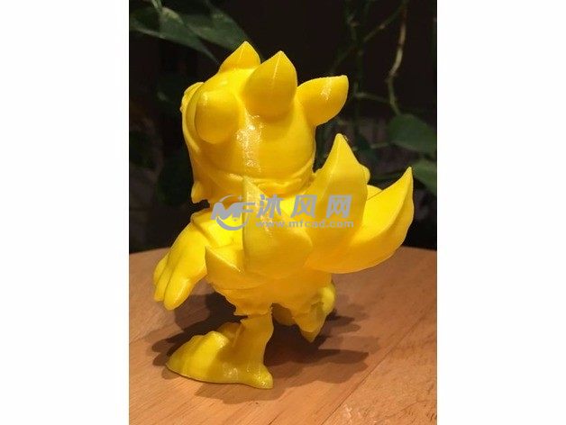 阿尔法小鸟后视图