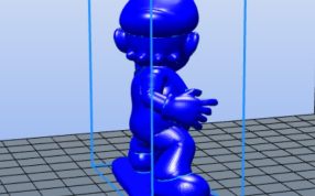 马里奥模型后面