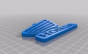 本田钥匙链斜视图