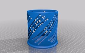 斜边圆笔筒模型主视图