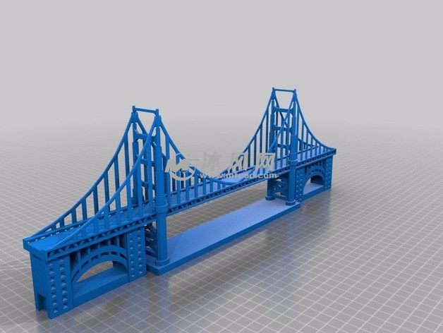 拱形桥梁斜视图