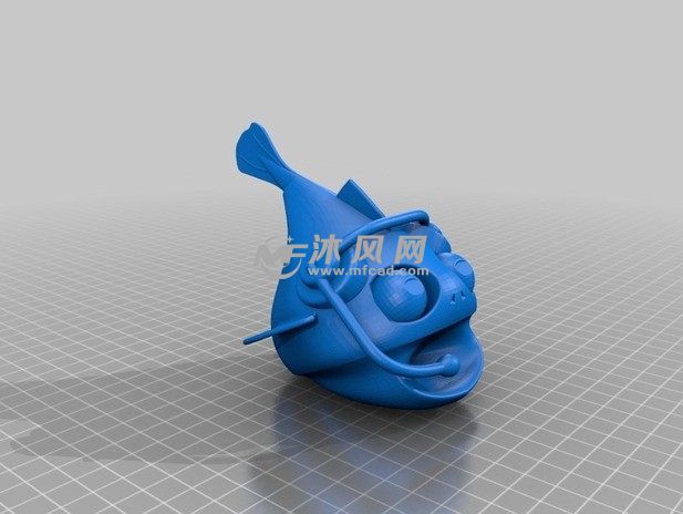 戴耳机和话筒小鱼