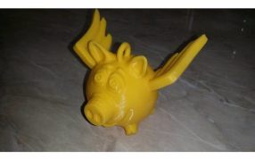 飞翔的小猪实物图