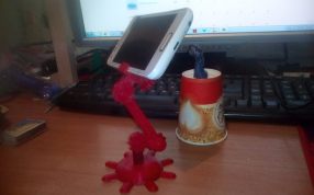 简单手机支架侧视图