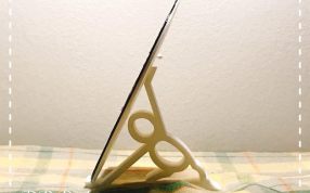 太极猫模型实物图-侧