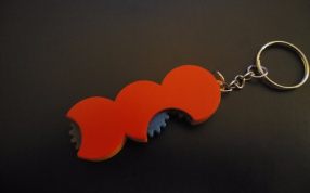 齿轮钥匙链实物图