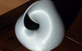 莫比乌斯带实物图