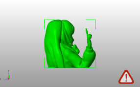 卡通人物雕像侧视图