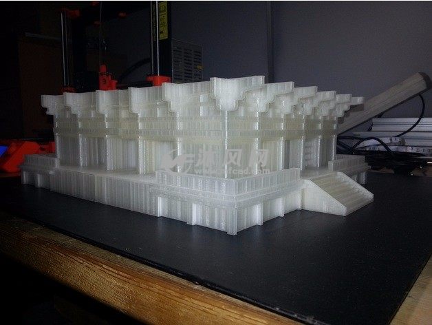 古代小房子底座加中间结构斜视图