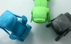 三只木偶小狗狗