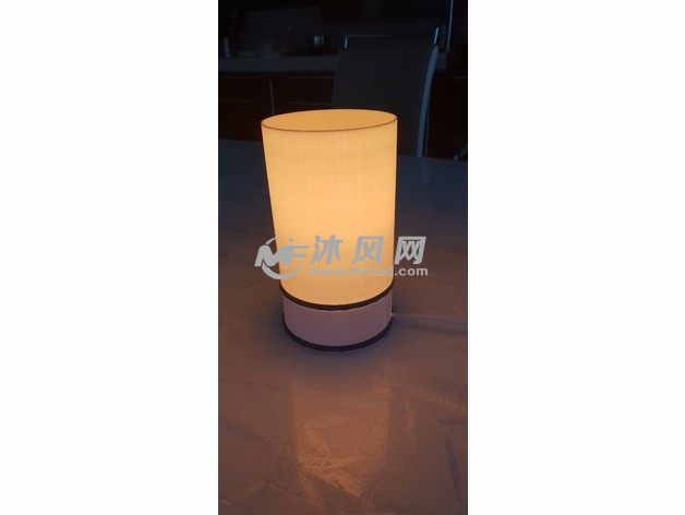 简单灯罩模型暖白色