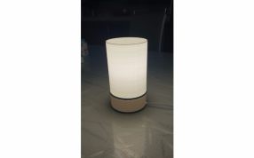 简单灯罩模型白色