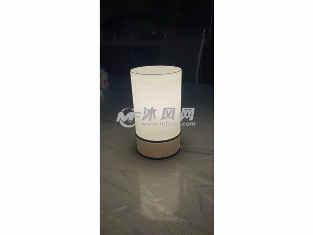 简单灯罩模型白色