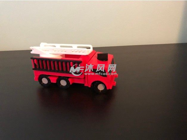  消防车模型侧视图