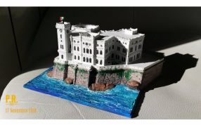 地中海边白色城堡实物图