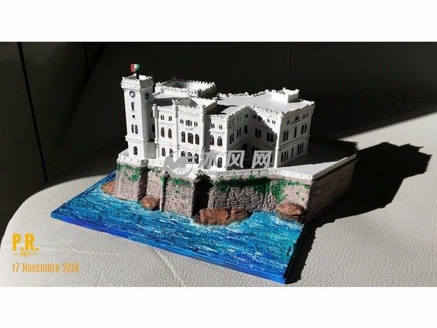 地中海边白色城堡实物图