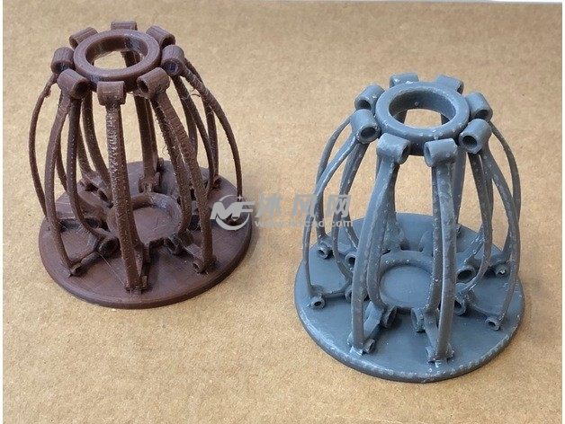 镂空笔筒模型未装笔