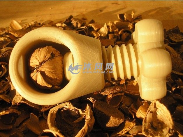  坚果开壳器俯视图