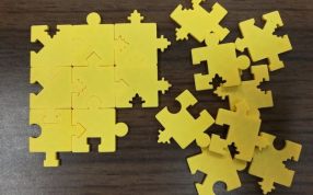  形状拼图模型打散状态