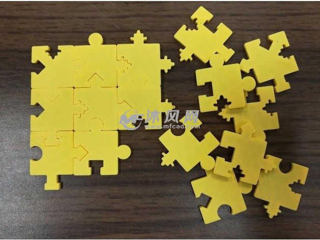  形状拼图模型打散状态