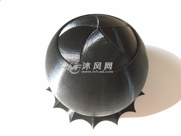 预组装虹膜盒关闭