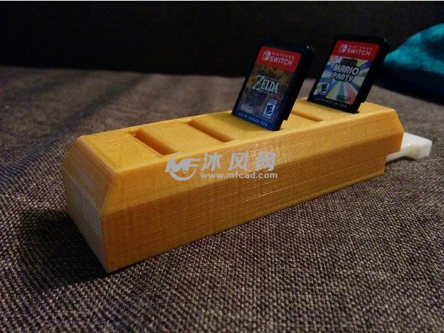  SD卡卡盒抽屉实物图