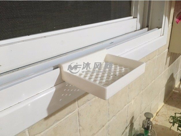 花盆底托模型未放花