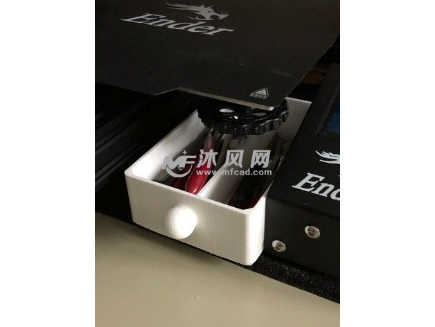 简易工具箱斜视图