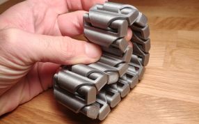 铰链手镯模型实物图