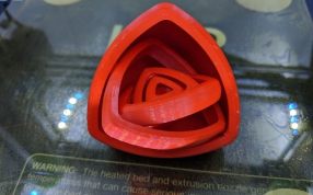 三角形陀螺仪实物图