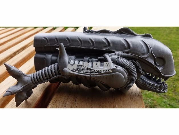 外星怪兽状滴水嘴实物图