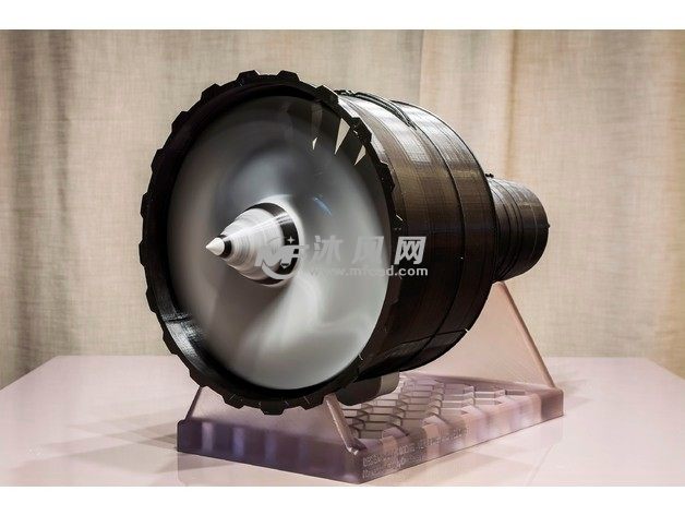 轴流式喷气发动机斜视图