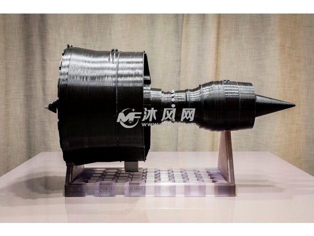 轴流式喷气发动机侧视图