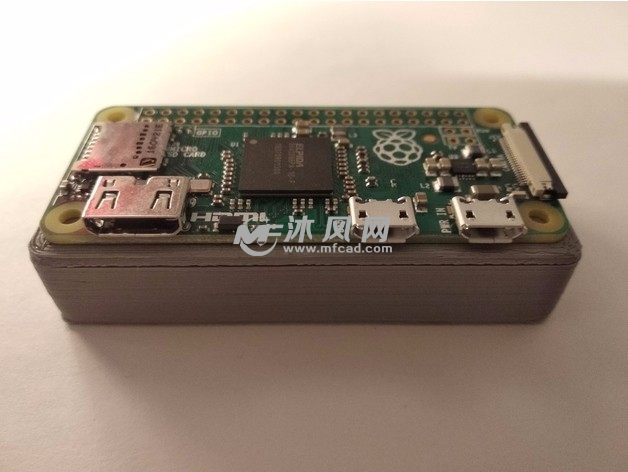 树莓派电路盒实物图