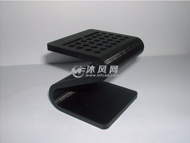 工具架模型侧视图