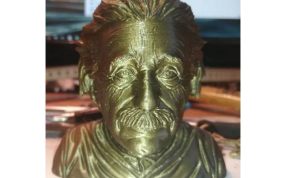 爱因斯坦半身像主视图