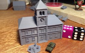 对称小房子实物图