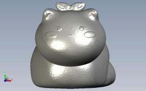 可爱的猫豆正视图